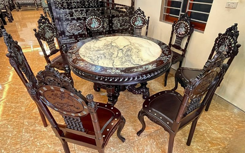 Bộ bàn ăn tròn cù lá cẩn ốc xà cừ đẹp