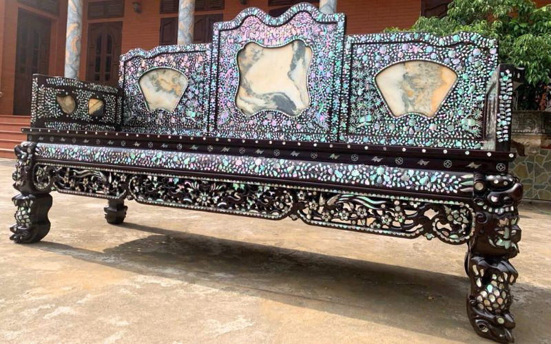 Trường kỷ tam sơn gỗ gụ cẩn ốc đỏ